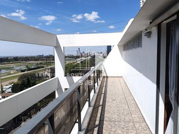 OPORTUNIDAD Venta Dúplex vista al río y al bosque, dos balcones, parrilla y cochera en Palermo