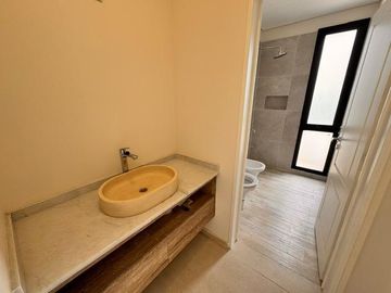 Casa con pileta en Santa Elisa, Pilar del este