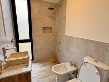 Casa con pileta en Santa Elisa, Pilar del este