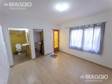 PH DEPARTAMENTO VENTA RAMOS MEJIA  4 AMBIENTES