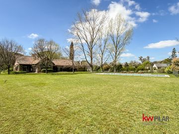 Casa en Venta en Los Cerrillos, Pilar - 6 Ambientes