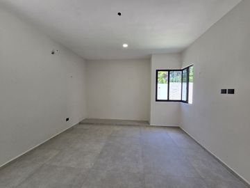 CASA VENTA MÉRIDA,  PRIV. PARQUE NATURA CHOLUL, CIRUELA 202.