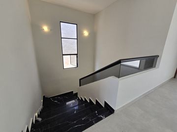 CASA VENTA MÉRIDA,  PRIV. PARQUE NATURA CHOLUL, CIRUELA 202.