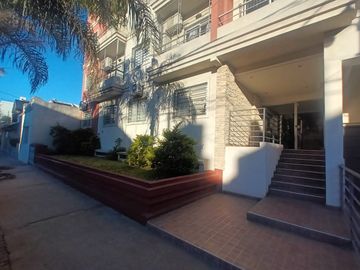 Venta departamento 2 ambientes Terraza propia