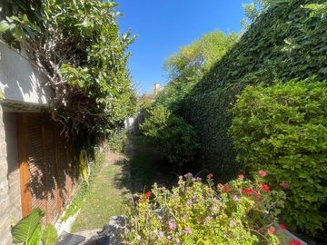 VENTA CASA 4 DORMITORIOS GOGOY CRUZ