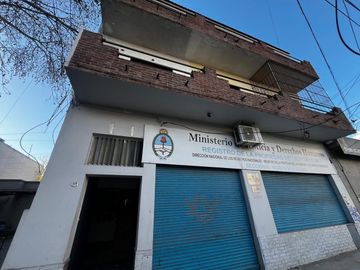 VENTA PH MONOAMBIENTE APTO PROFESIONAL EN MORON