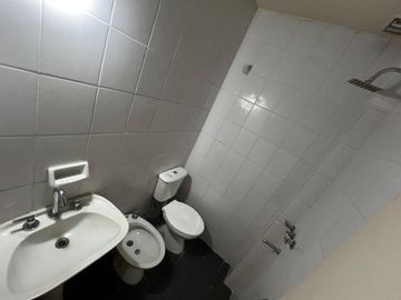 VENTA PH MONOAMBIENTE APTO PROFESIONAL EN MORON