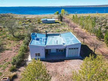 CASA EN VENTA EN LA PENINSULA - LAGO MARI MENUCO