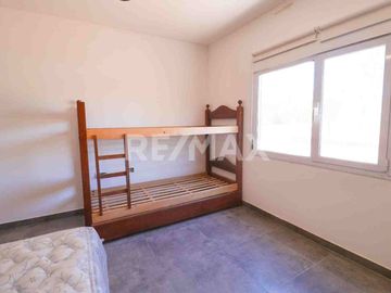 CASA EN VENTA EN LA PENINSULA - LAGO MARI MENUCO