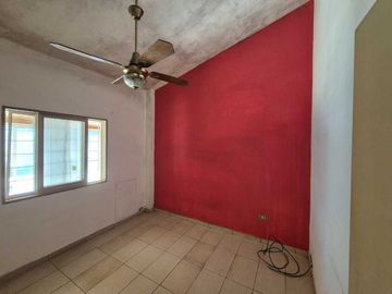 VENTA CASA 3AMB GALERIA CUB. PATIO EZPELETA