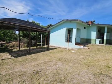 VENTA CASA 2 DORM MAS DEPTO SANTA CRUZ DEL LAGO