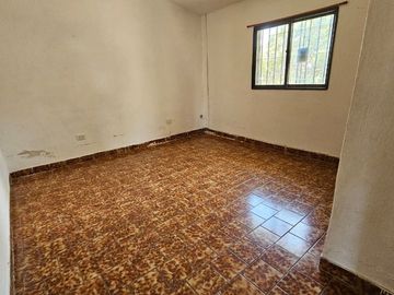 VENTA CASA 2 DORM MAS DEPTO SANTA CRUZ DEL LAGO