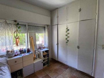 VENTA CASA 5 AMBIENTES PARQUE PISCINA TORTUGUITAS