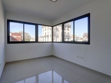 Venta Departamento 3 ambientes con balcón Almagro
