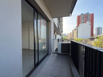 Venta Departamento 3 ambientes con balcón Almagro