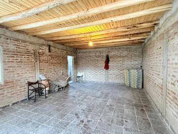 VENTA DE SALONES RUTA 7 CRUCE VISTA ALEGRE SUR