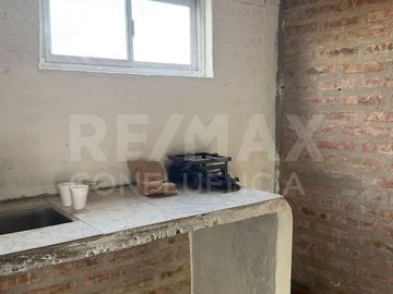 VENTA DE SALONES RUTA 7 CRUCE VISTA ALEGRE SUR