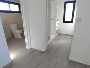 CASA EN VENTA 3 AMB VISTA AL AGUA- B SAN MATIAS