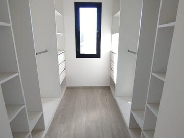 CASA EN VENTA 3 AMB VISTA AL AGUA- B SAN MATIAS