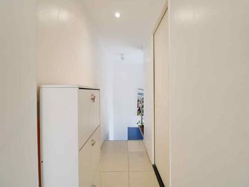 Venta depto 2 amb c/escritorio Flores, c/balcón