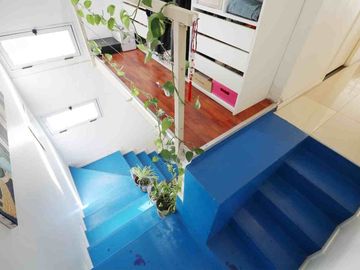 Venta depto 2 amb c/escritorio Flores, c/balcón