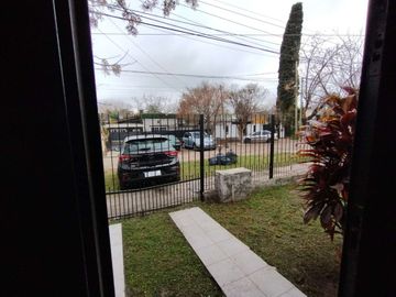 Venta casa 3 ambientes Ituzaingo