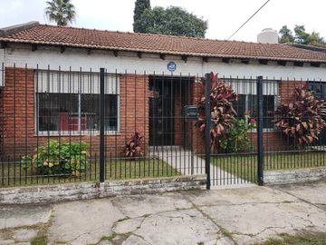 Venta casa 3 ambientes Ituzaingo