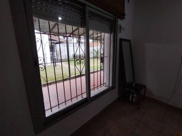 Venta casa 3 ambientes Ituzaingo