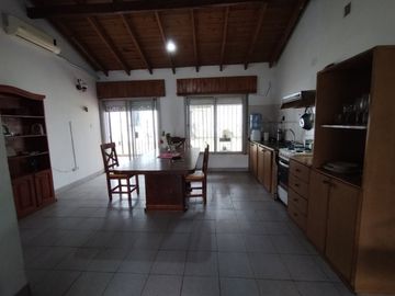 Venta casa 3 ambientes Ituzaingo