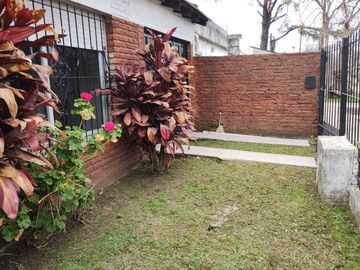 Venta casa 3 ambientes Ituzaingo
