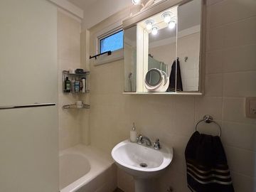 VENTA DEPARTAMENTO 3 AMBIENTES EN FLORES IMPECABLE