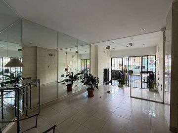 VENTA DEPARTAMENTO 3 AMBIENTES EN FLORES IMPECABLE