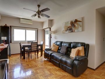 VENTA DEPARTAMENTO 3 AMBIENTES EN FLORES IMPECABLE