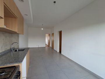 Venta depto. 2amb c/balcón luminoso, V.Ballester.