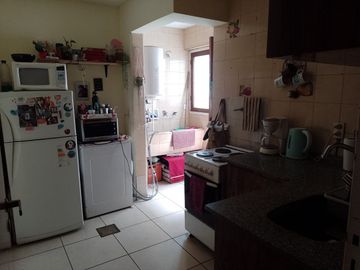 VENTA DPTO IDEAL SOBRE CALLE SAN MARTIN-GODOY CRUZ