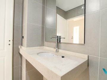 Triplex en venta Castelar, 4 ambientes a estrenar en condominio cerrado