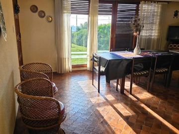 Casa en venta - 3 Dormitorios 2 Baños - Mar del Plata