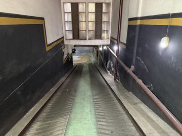 Depto 4 ambientes con dependencia - Av. Santa Fe al 3600