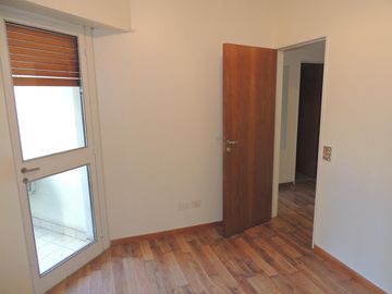 Depto 4 ambientes con dependencia - Av. Santa Fe al 3600