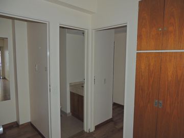 Depto 4 ambientes con dependencia - Av. Santa Fe al 3600