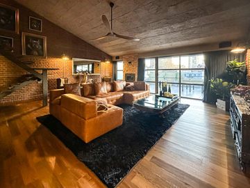 Departamento 2 ambientes con cochera y terraza refaccionado a nuevo