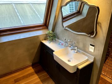 Departamento 2 ambientes con cochera y terraza refaccionado a nuevo