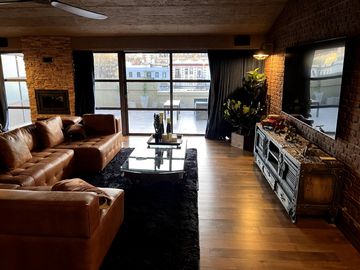 Departamento 2 ambientes con cochera y terraza refaccionado a nuevo