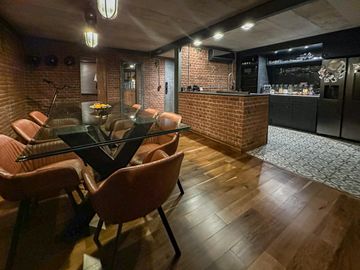 Departamento 2 ambientes con cochera y terraza refaccionado a nuevo