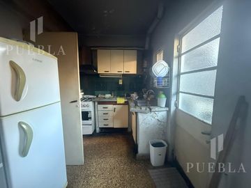 VENTA CASA LOTE PROPIO CON LOCAL EN PARQUE PATRICIOS
