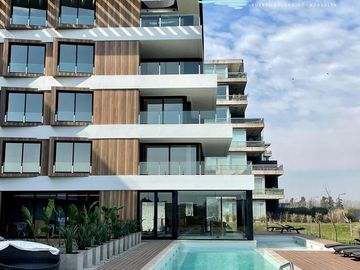 Venta y alquiler de departamento 4 ambientes con dependencia en duplex en Nordelta