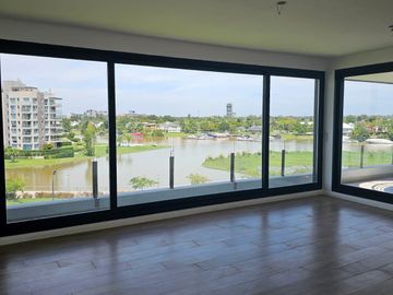 Venta y alquiler de departamento 4 ambientes con dependencia en duplex en Nordelta