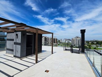 Venta y alquiler de departamento 4 ambientes con dependencia en duplex en Nordelta