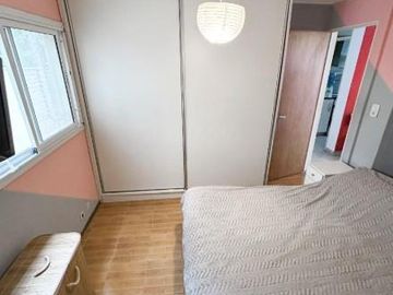 4 AMBIENTES / VENTA / FLORES CON PARRILLA PROPIA