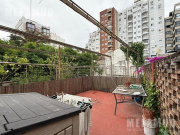 4 AMBIENTES / VENTA / FLORES CON PARRILLA PROPIA